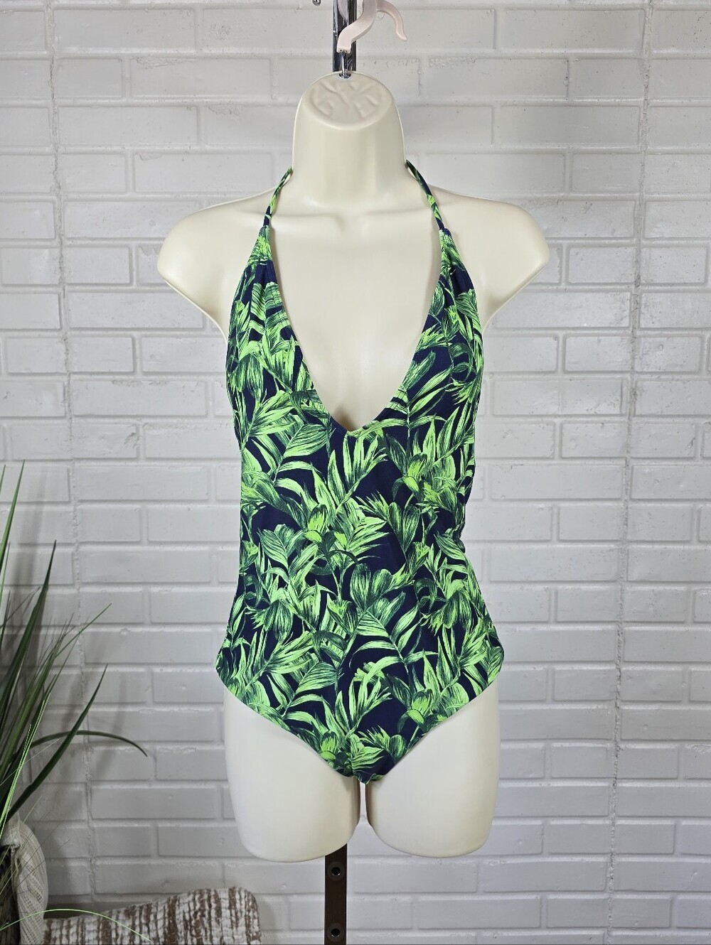 Onia Tropical Leaf Halter One Piece Swimsuit Size Large